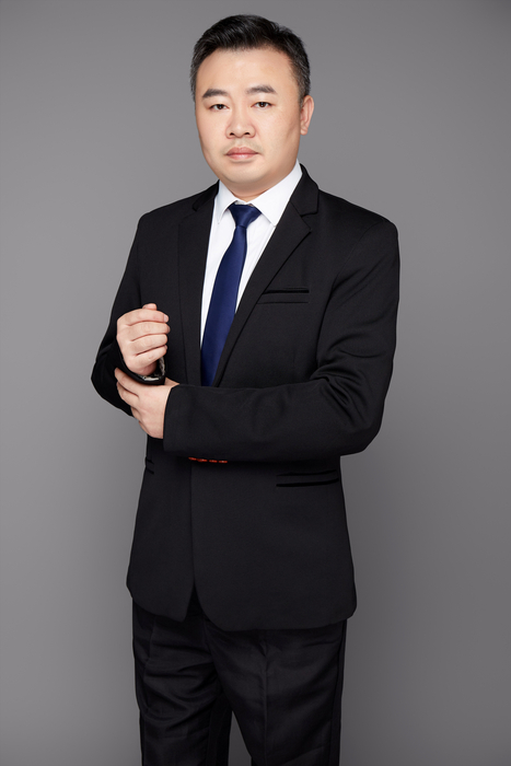 李振宇.jpg